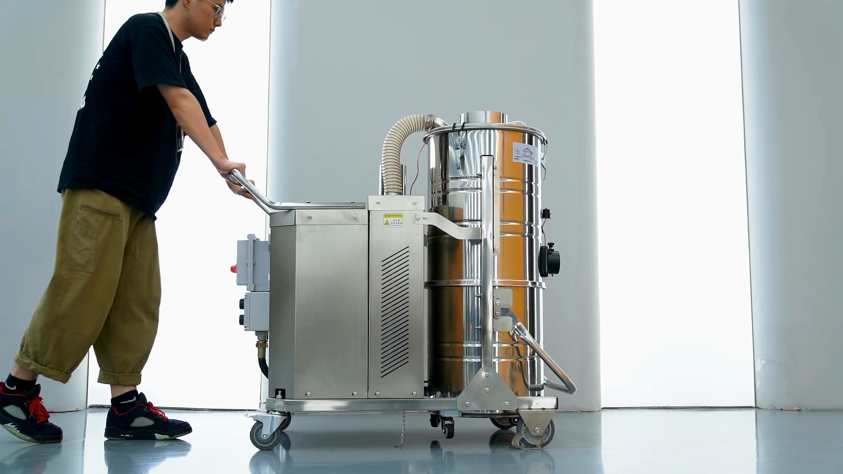 揚子防爆吸塵器YZ-FC視頻